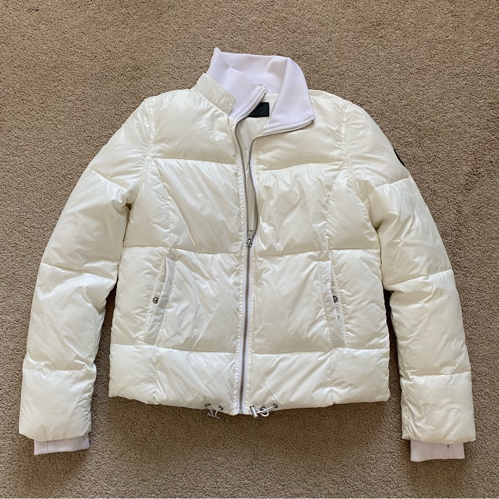 ☀️ SUMMER CLEARANCE ☀️ UGG Bomber Jacket | Size Small | White